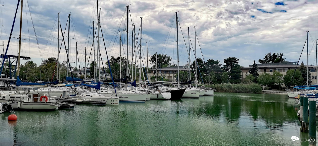 Balatonszemesi kikötő. 1.