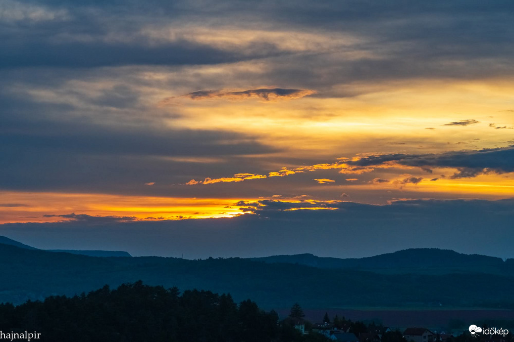 Május 7. reggelén 
