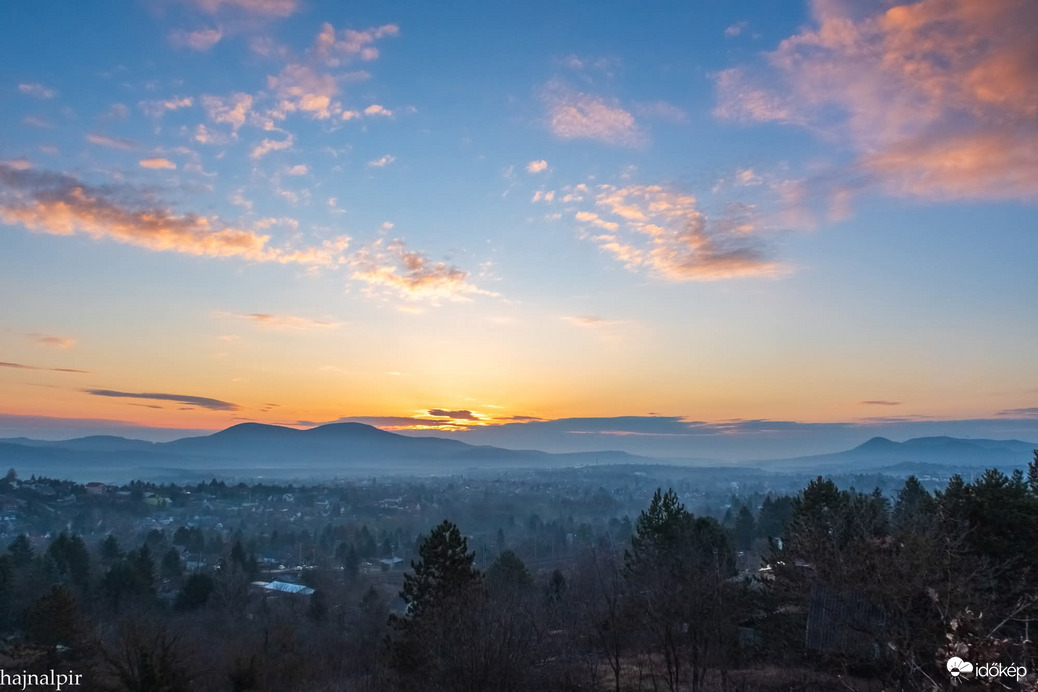 Március 12. reggelén 