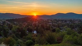 Május 5. reggelén 