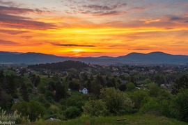 Május 11. reggelén 