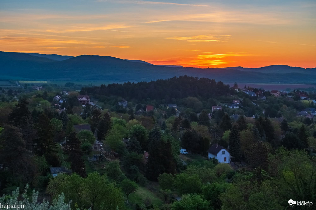 Május 5. reggelén 