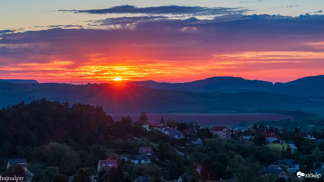 Május 6. reggelén 