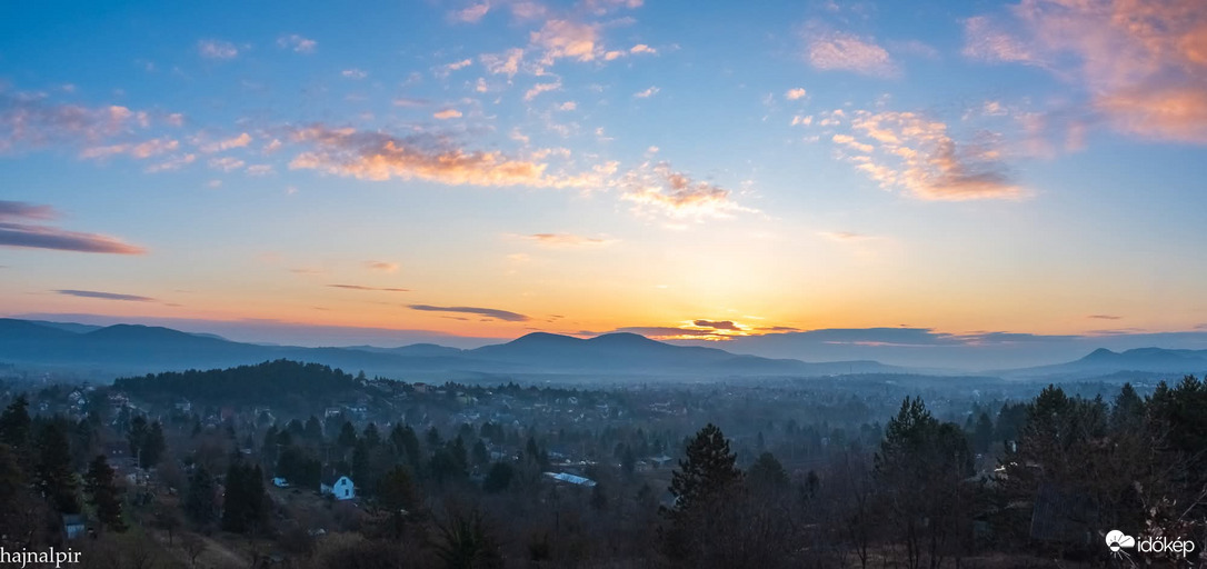 Március 12. reggelén 