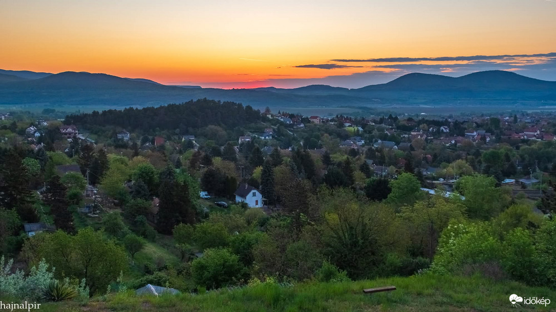 Május 2. reggelén 
