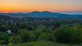 Május 10. reggelén 