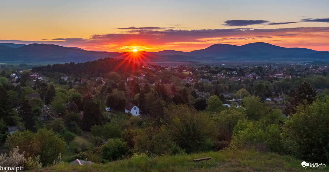 Május 6. reggelén 