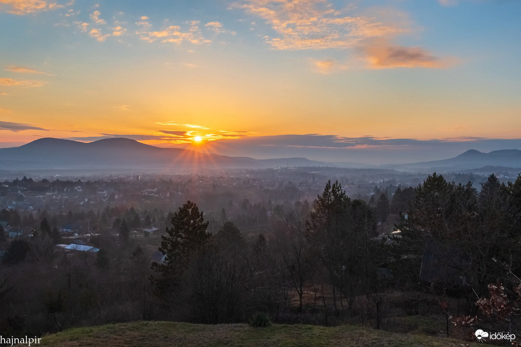 Március 12. reggelén 