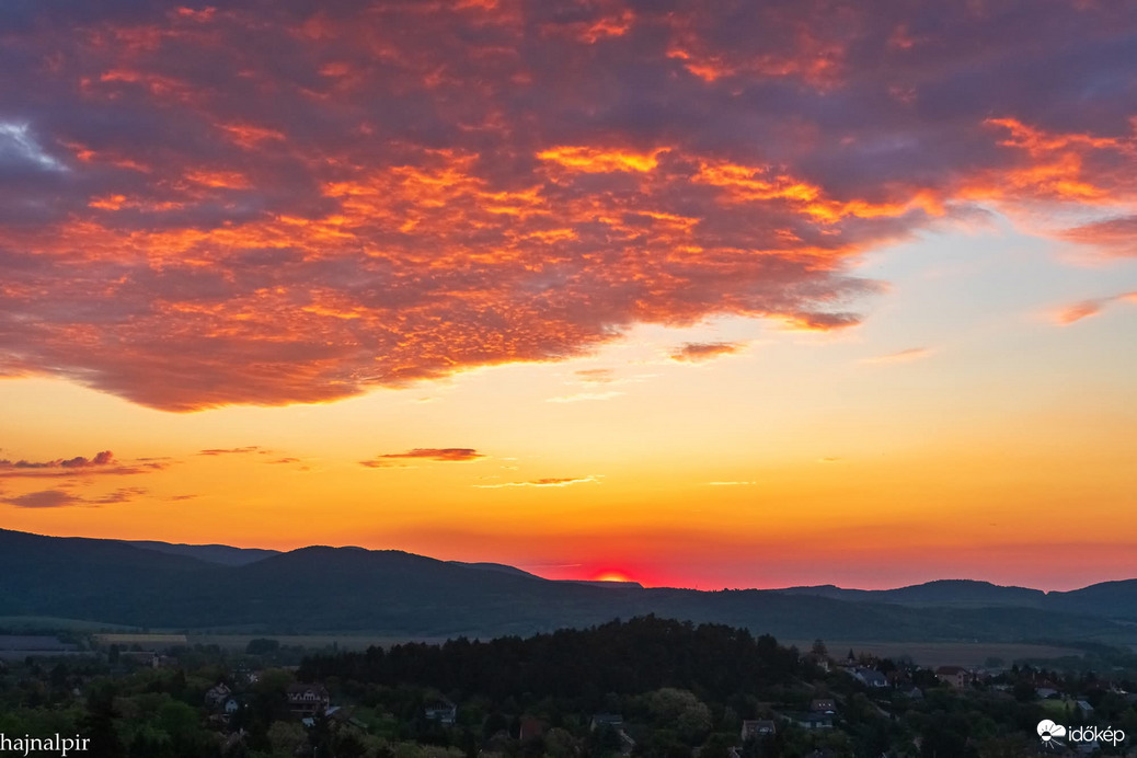 Május 21. reggelén 