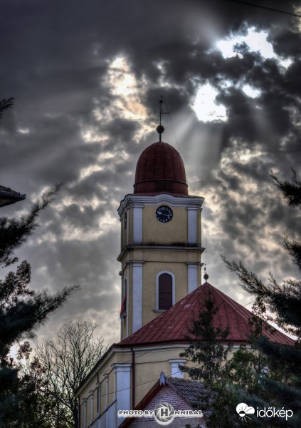 A fényt káltó arc