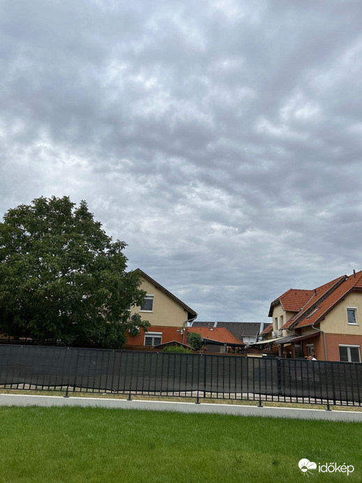 Üllő
