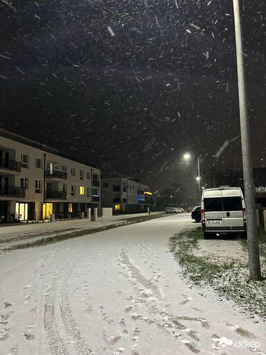 Üllő