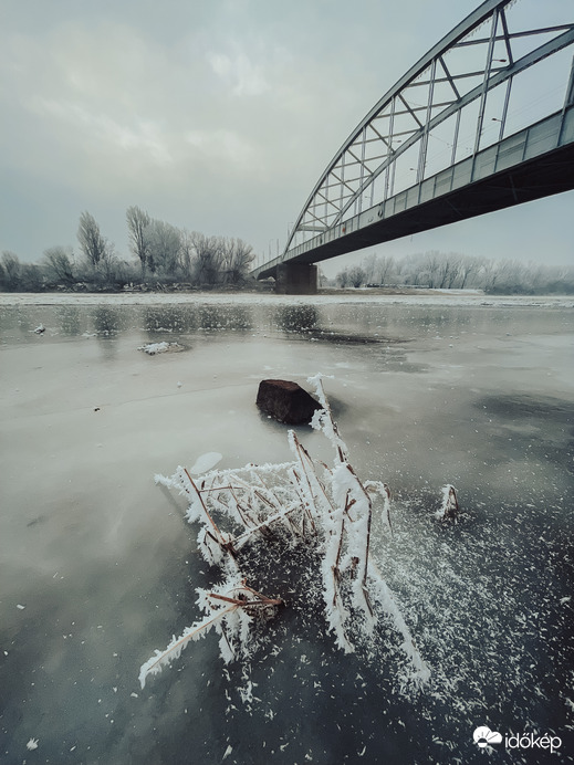 A befagyott Tisza... 5.
