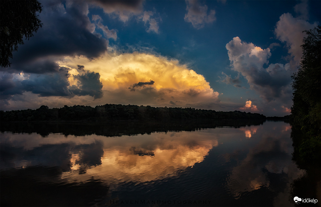 Augusztusi felhővarázs 1.