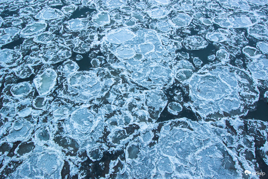 Beállt a jég a Tiszán... 8. 