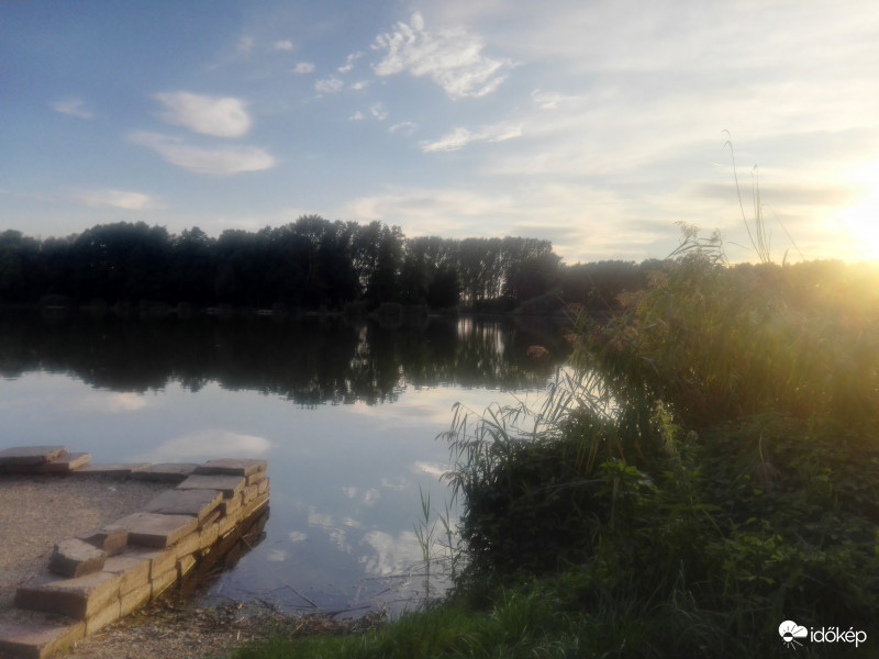 Naplemente és tükröződés