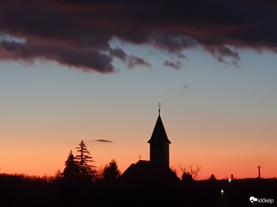 Amikor az ég és a föld összeér...