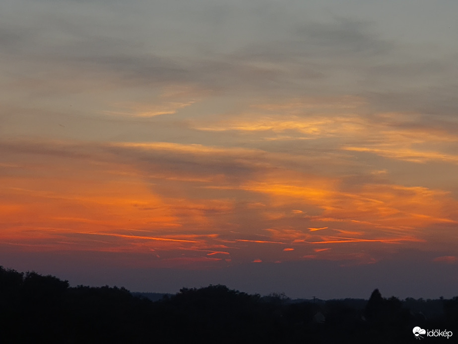 Napnyugta után 09.12