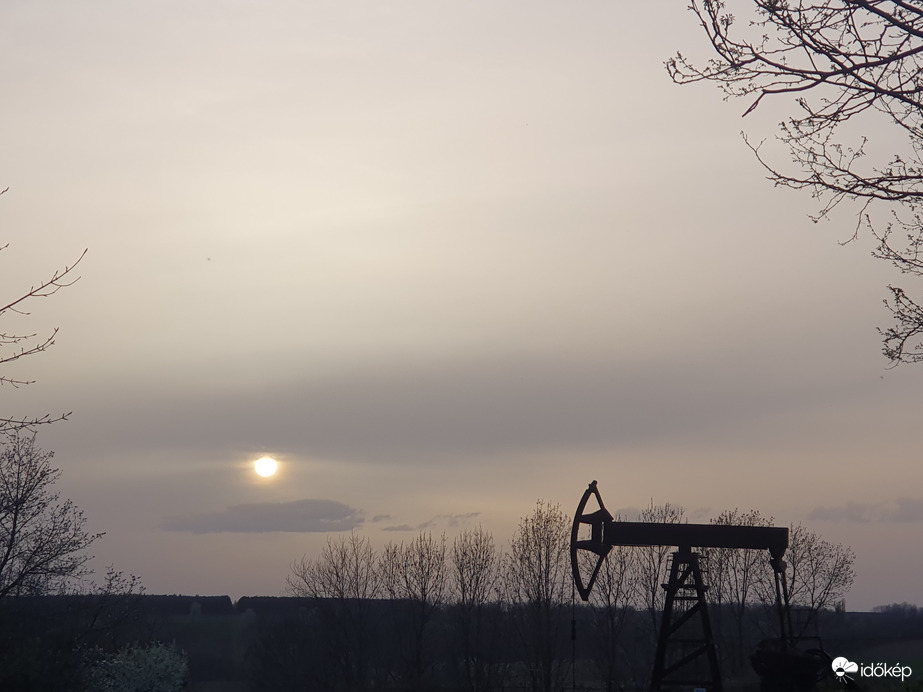 Napnyugtára készülve