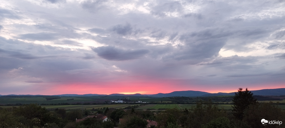 Gyönyörű esti pillanat 