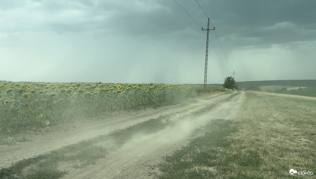 Haboob (porvihar) volt Gyúrón!