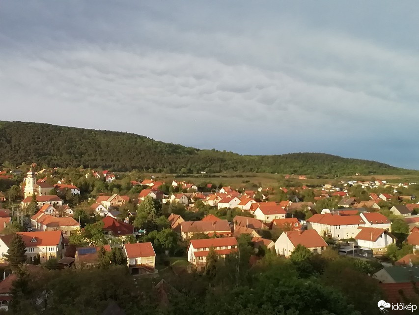 Pilisborosjenő