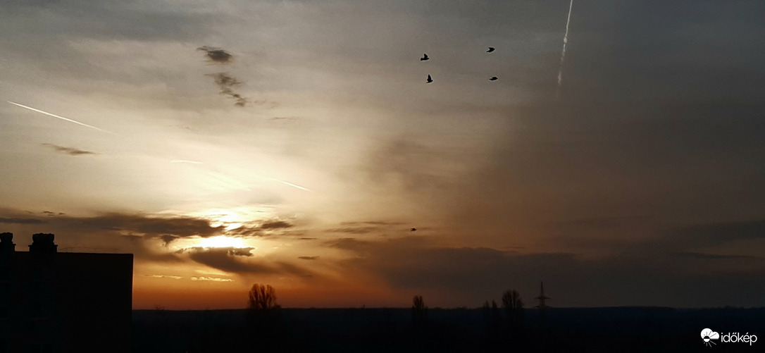 Szeged, mai szeles nap indulása 