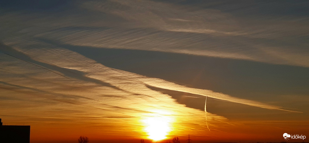 A tavasz első napkeltéje :)