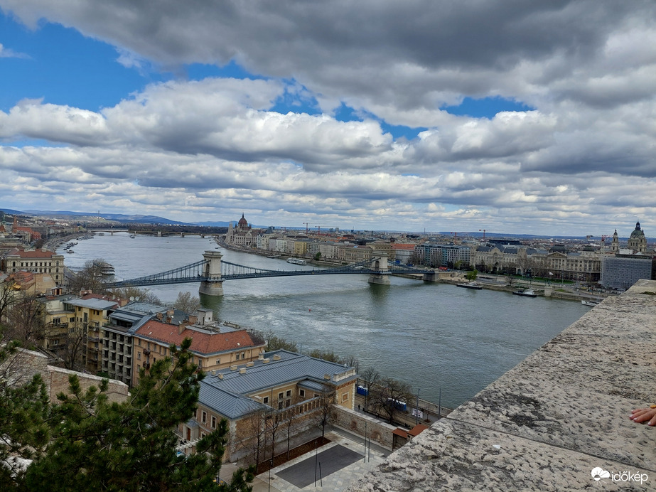 Lánchíd várból fotózva