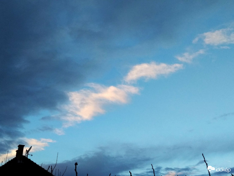 Felhőkép február 02, a reggeli órákban