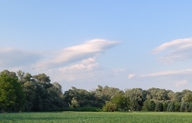UFO ma késő délután