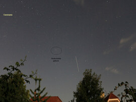 ISS az Androméda galaxis mellett
