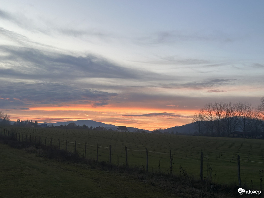 A lemenő nap szépsége 
