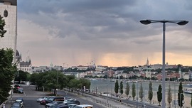 Várhegyi eső előtt 