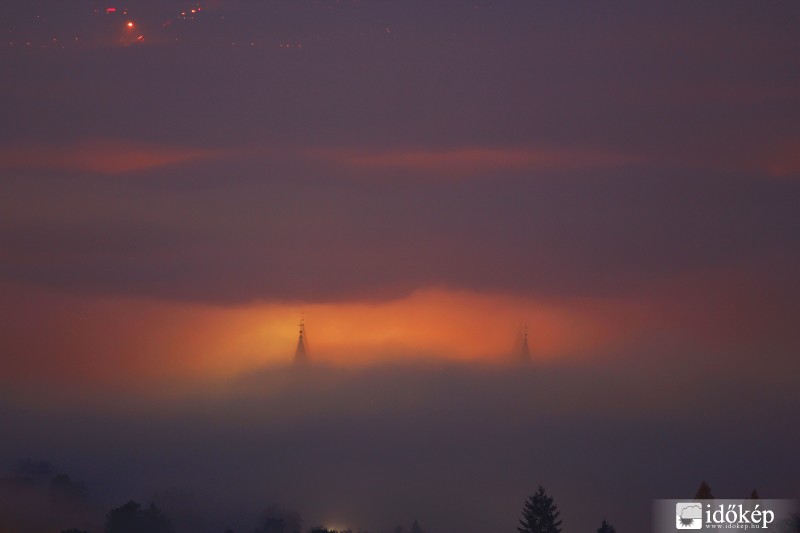 Elmerülve a ködben.