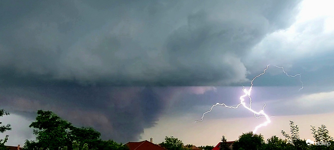 Szombati lecsapó Tiszafüreden