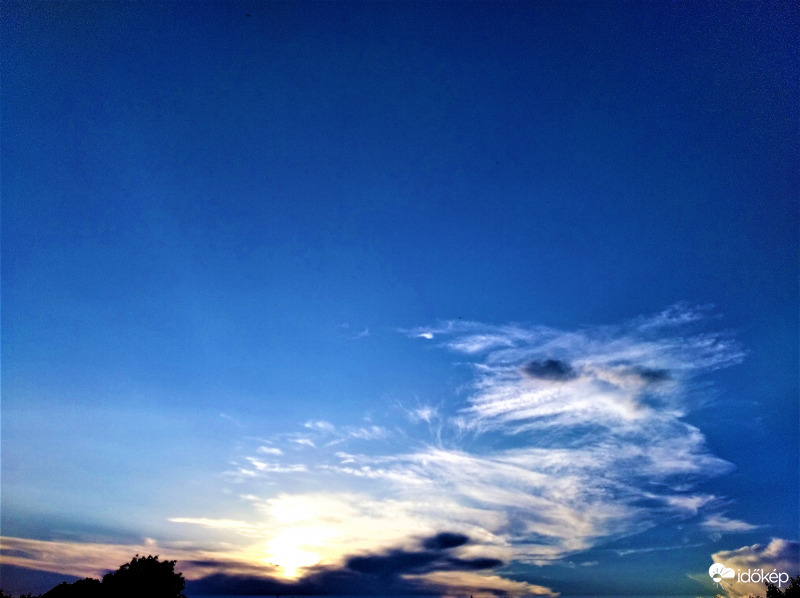 Naplemente 06. 19. 