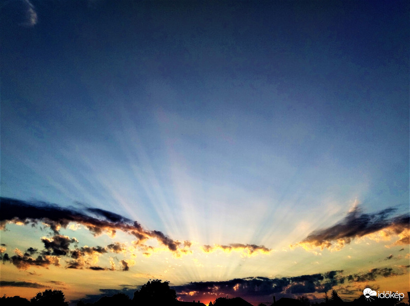 naplemente 07. 10.