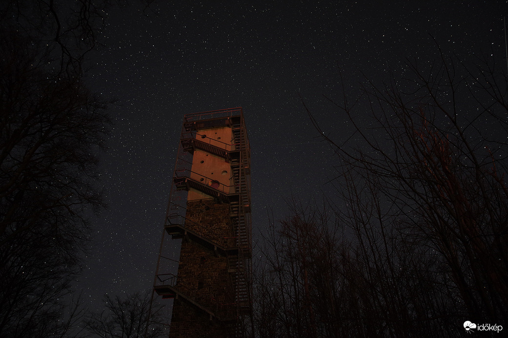 Hajnal a Galya-kilátóban