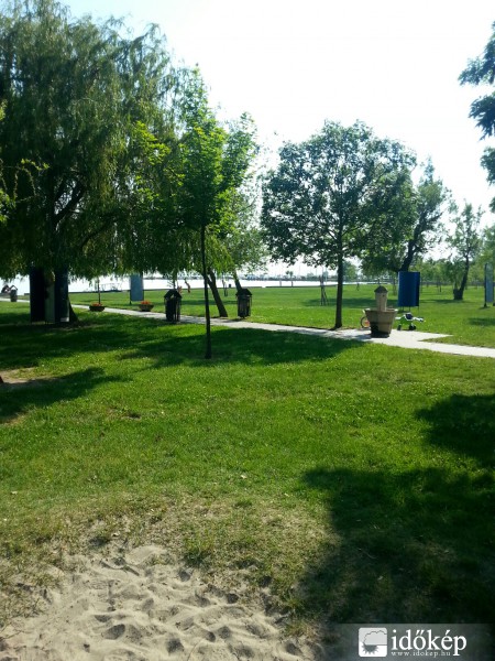 Balatonkenese