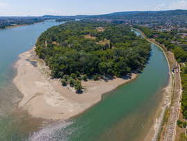 Rekordalacsony vízállás a Hajógyári-szigetnél