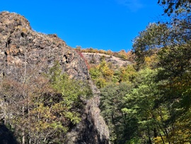 Őszi színek, sziklamászást nem válalok! :)