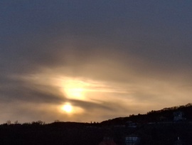 Memutatta magát a Nap, kis idő múlva el is bújt ismét! :)