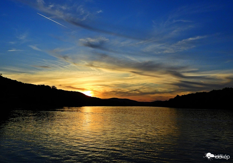 Tegnap esti naplemente 