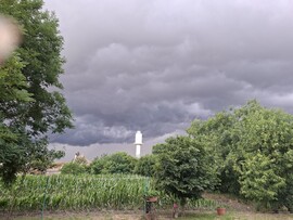 Újiráz