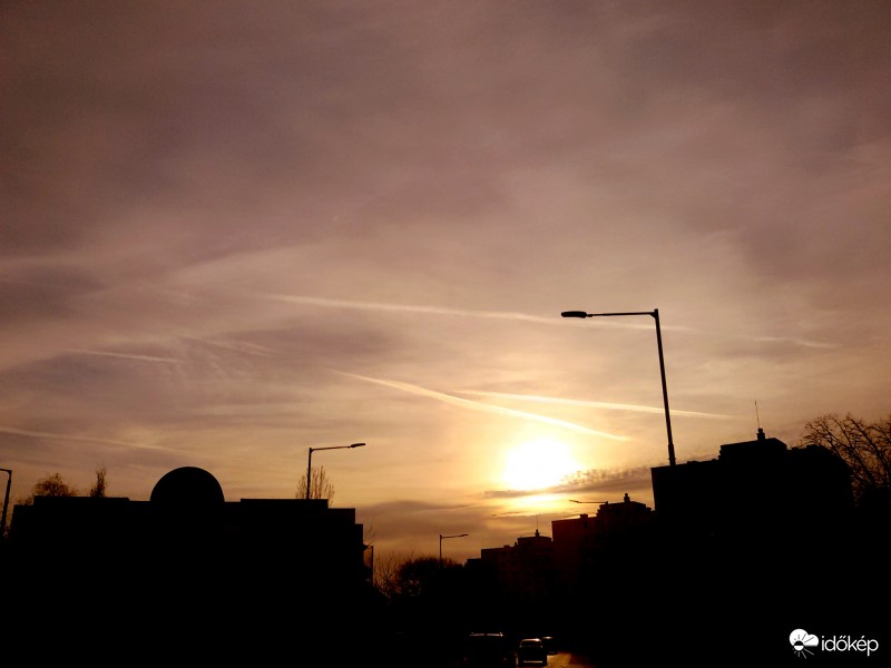 Vágtázó halottkémek...