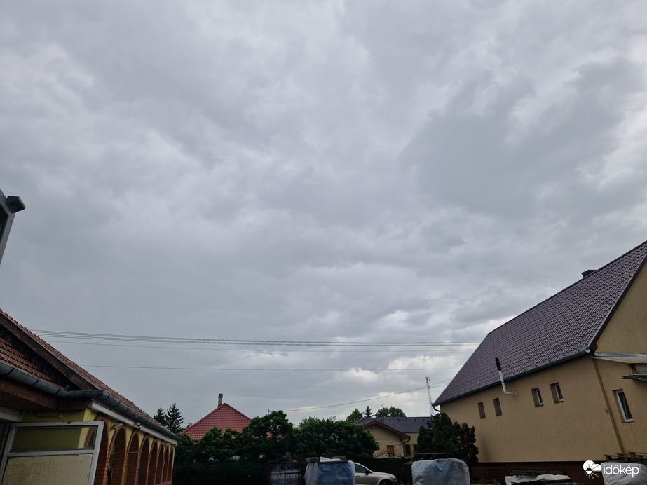 Háromhuta