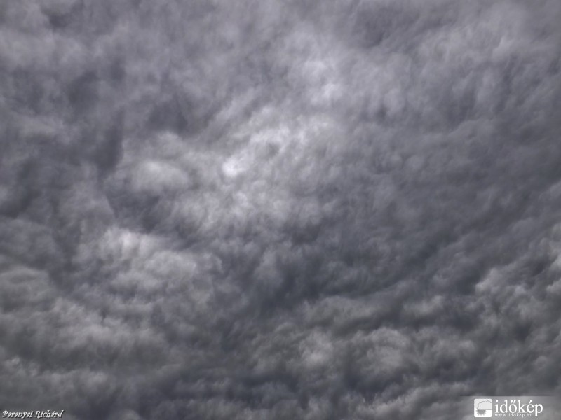 Érdekes felhőzet