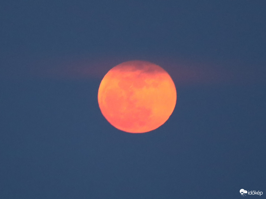 A tavasz első teliholdja