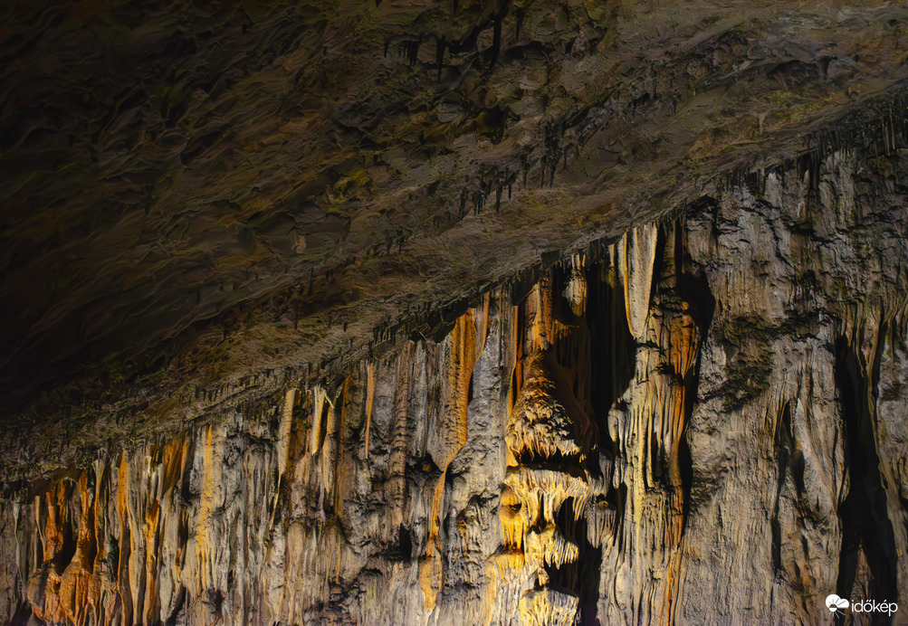 A barlang tükrében